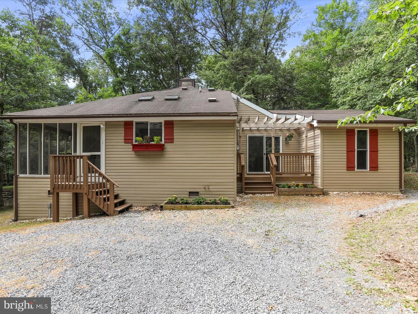 Property Photo: 61 Shawnee Trail WV 25427