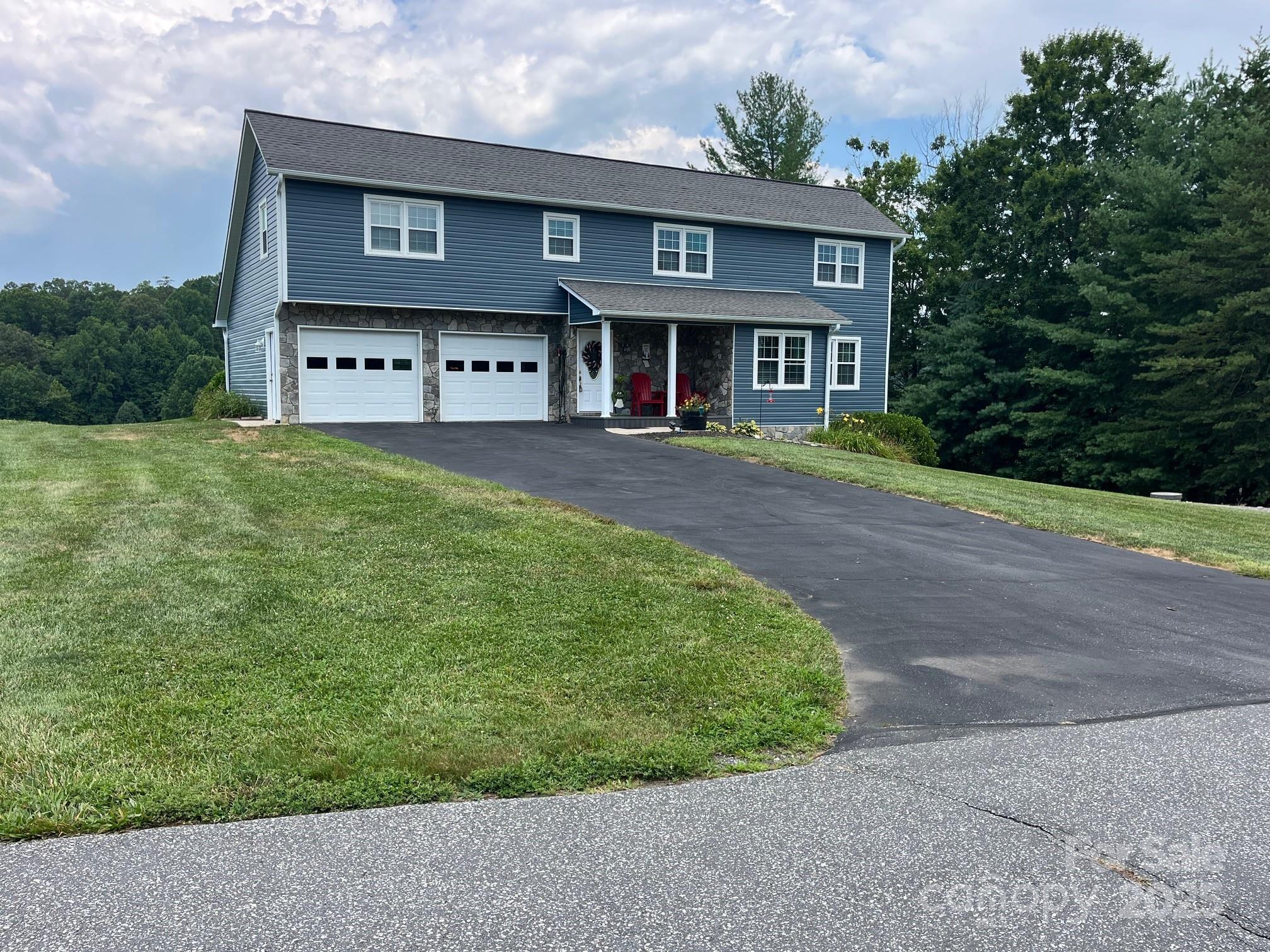137 Lakeside Drive  Marion NC 28752 photo