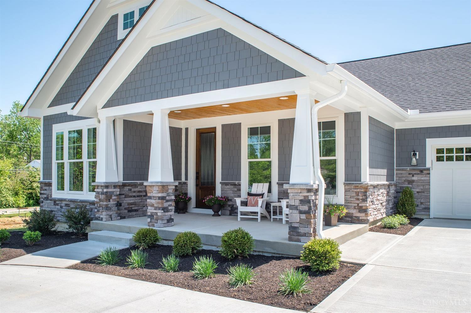 Property Photo:  1184 Linden Hill Lane  OH 45230 