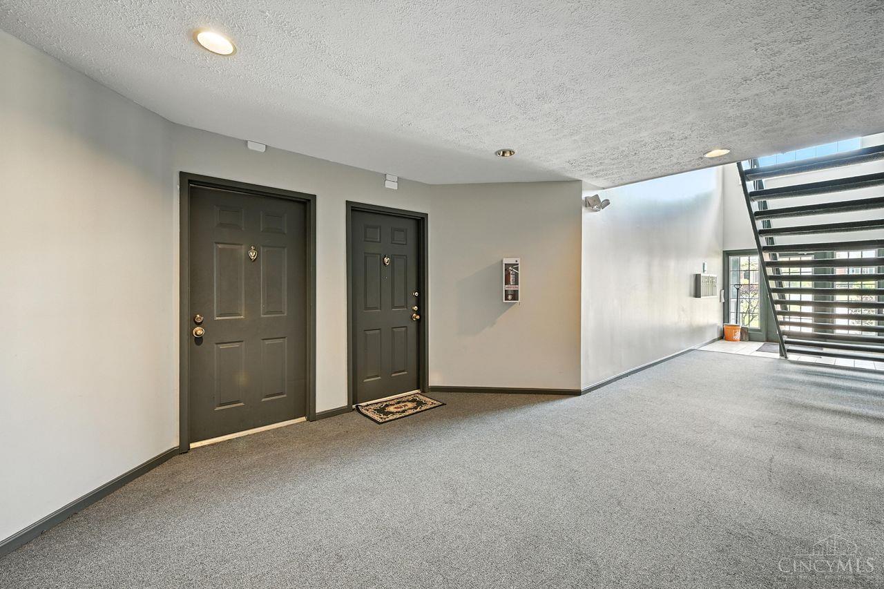 Property Photo: 9631 Crosley Farm Drive OH 45251
