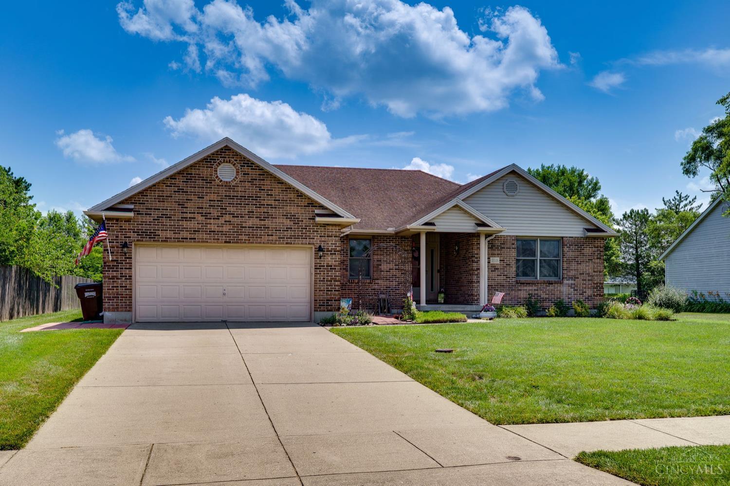 215 Christina Way  Carlisle OH 45005 photo