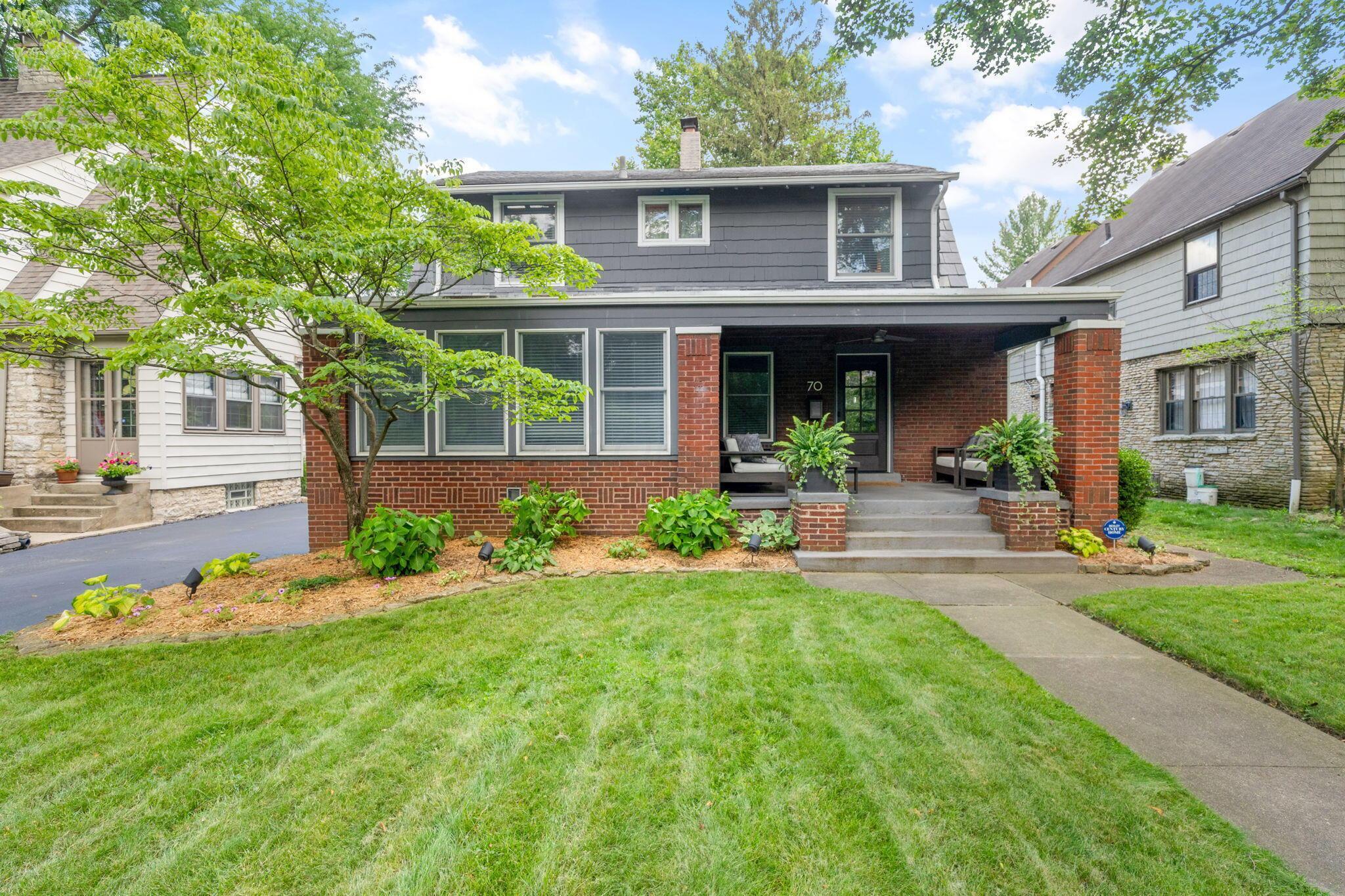 Property Photo: 70 N Cassingham Road OH 43209