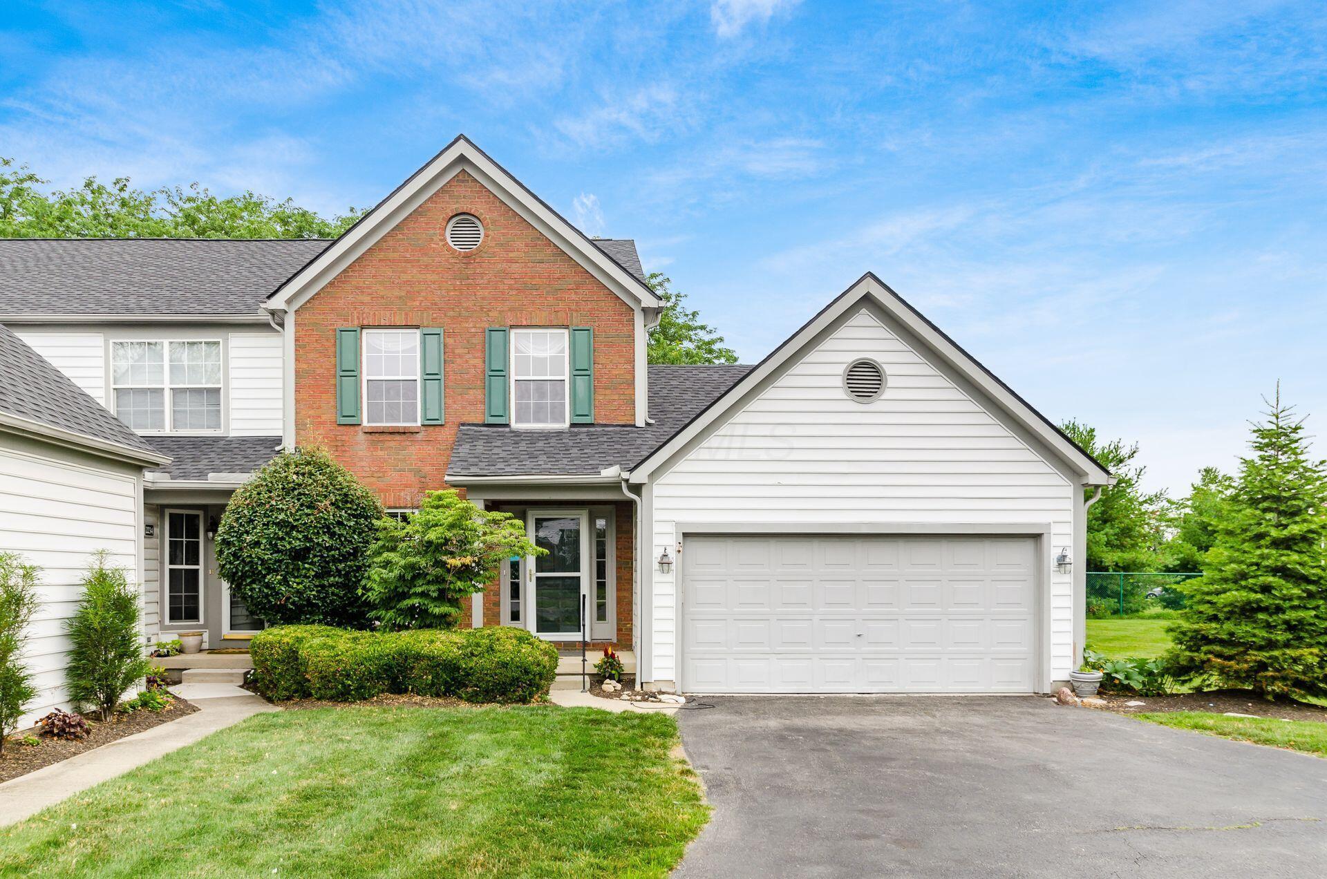 Property Photo:  2232 Victoria Park Drive  OH 43235 