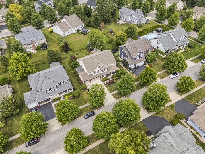 Property Photo: 3738 Pine Bank Drive OH 43065