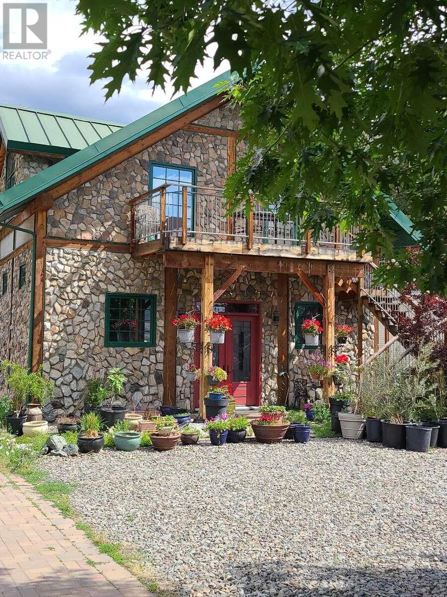 Property Photo: 2626 Middle Bench Road BC V0X 1N2