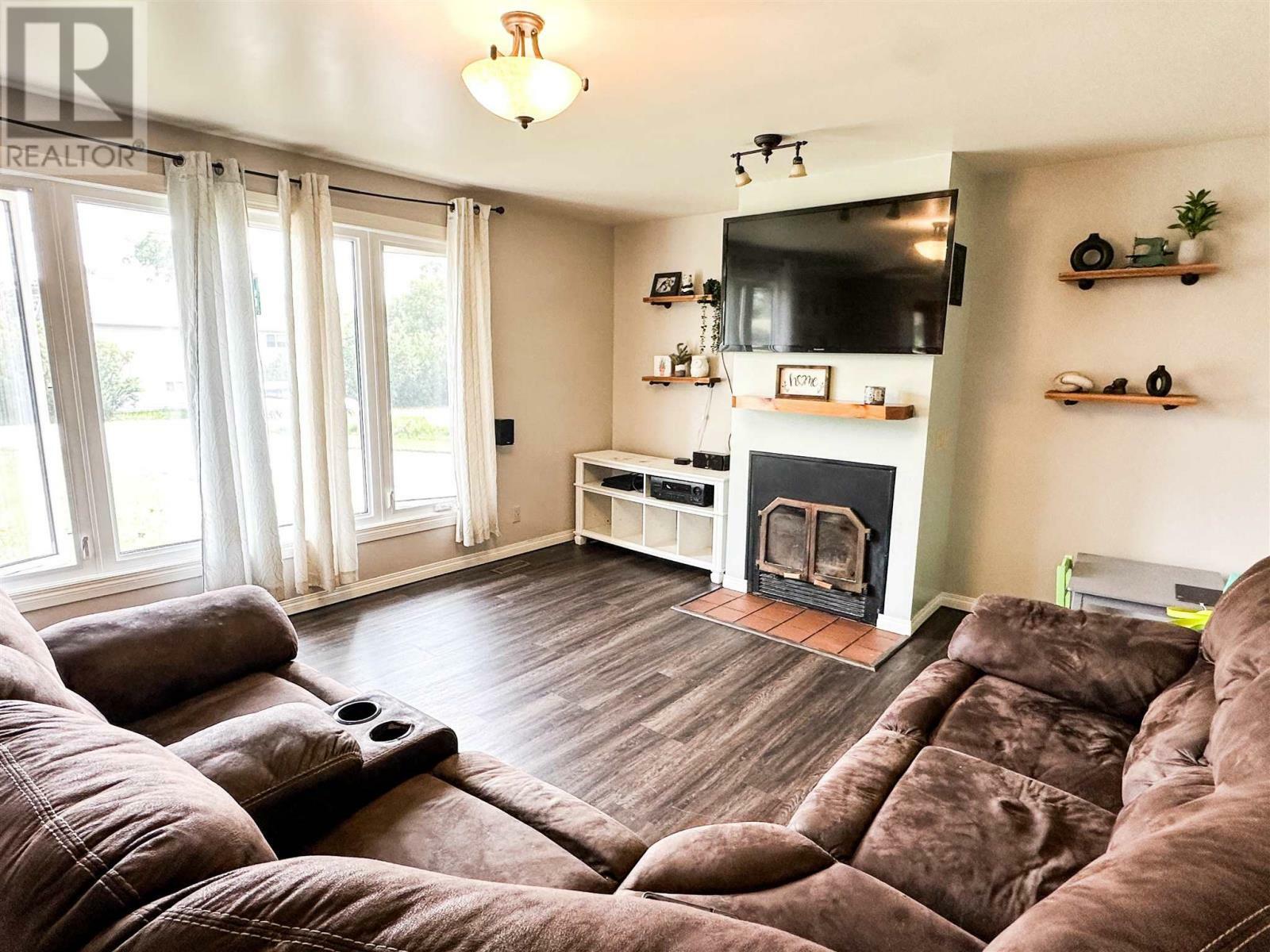 Property Photo: 8 Laverty Rd ON P0V 2M0