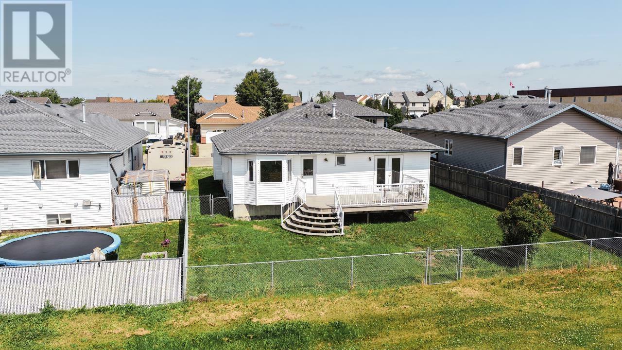 Photo de la propriété: 9003 111 Avenue BC V1J 6Z2