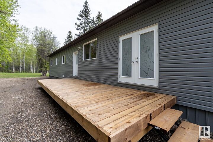 Property Photo: 305 3 Street AB T0A 0E0