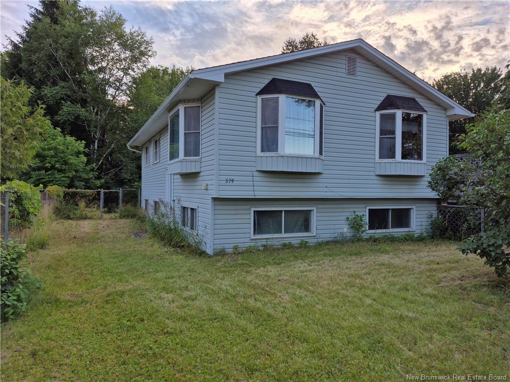 Property Photo: 579 St.mary'S Street NB E3A 8H4