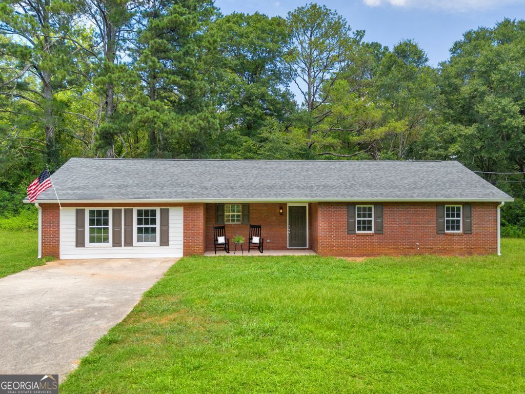 Property Photo: 36 Duncan Road Road GA 30054
