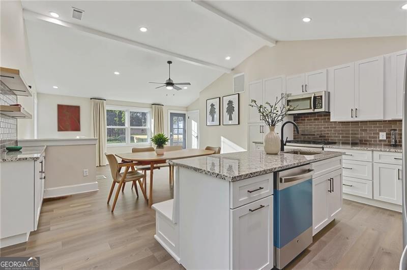 Property Photo: 256 Sharney Lane NE GA 30144