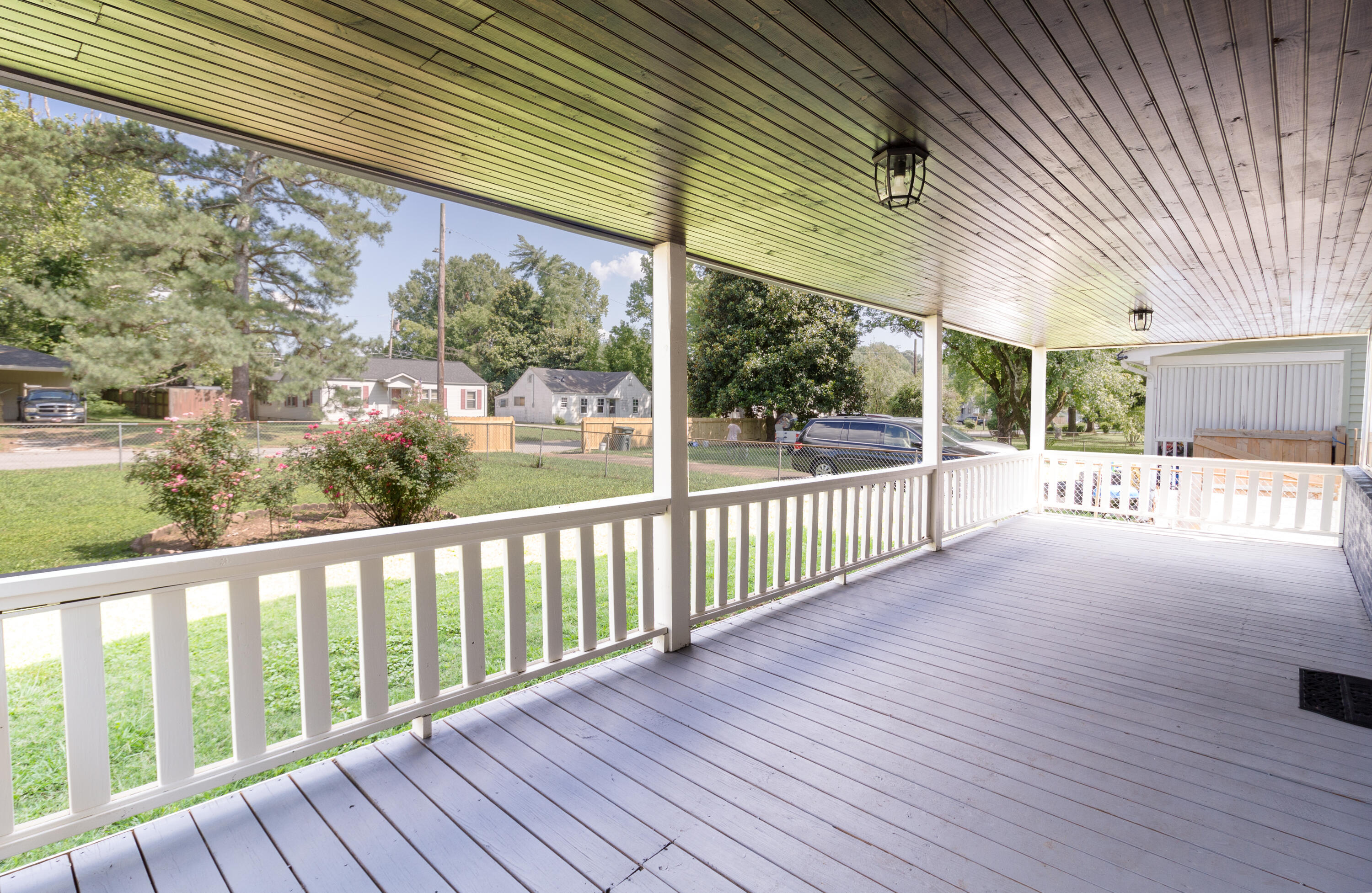 Property Photo:  207 Central Drive  TN 37421 