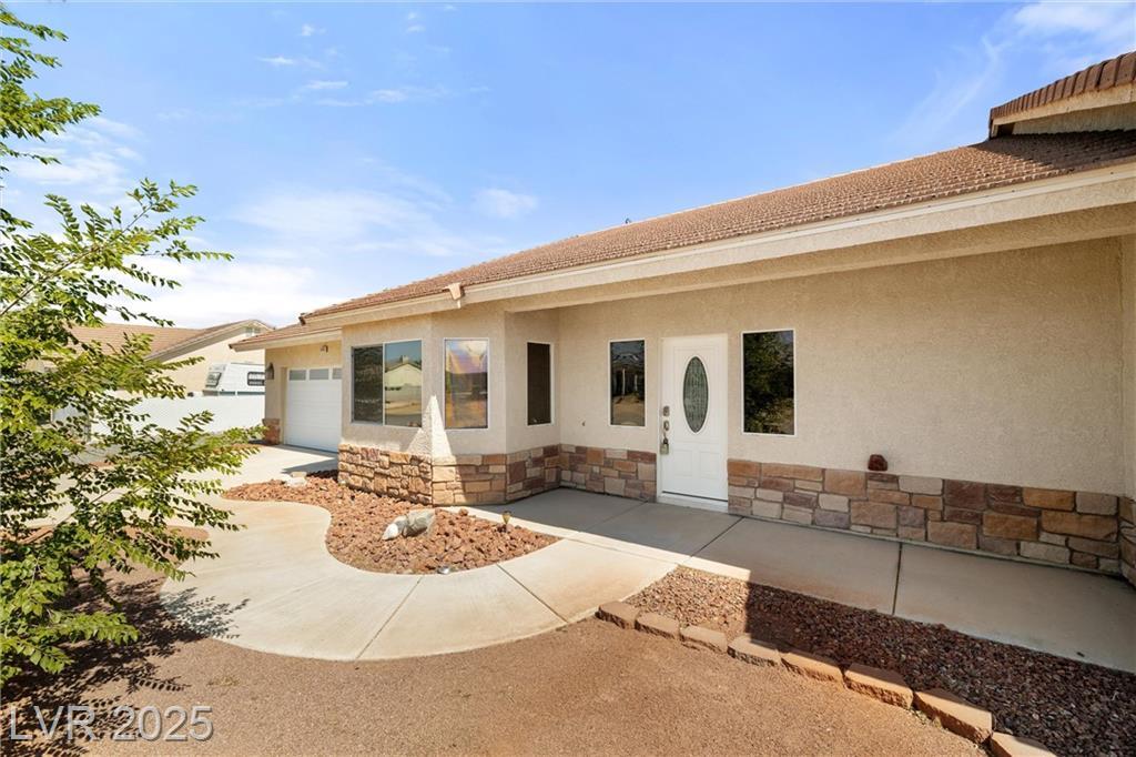 Property Photo: 5410 Fernwood Court NV 89061