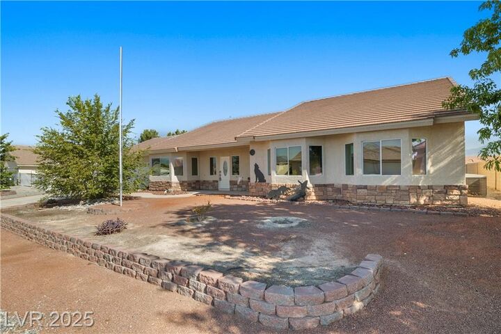 Property Photo: 5410 Fernwood Court NV 89061
