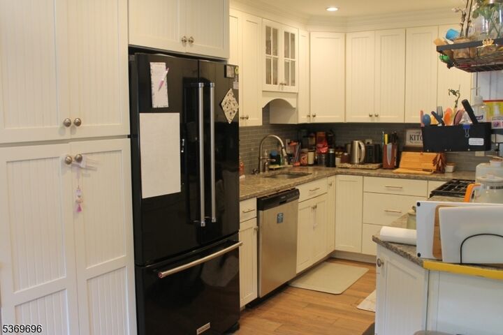 1 Silver Star Ct 2  Vernon Twp. NJ 07462 photo