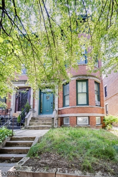 Property Photo: 257 Woodlawn Ave NJ 07305