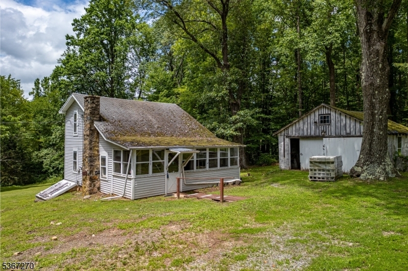 Property Photo: 509 W Hill Rd NJ 08826