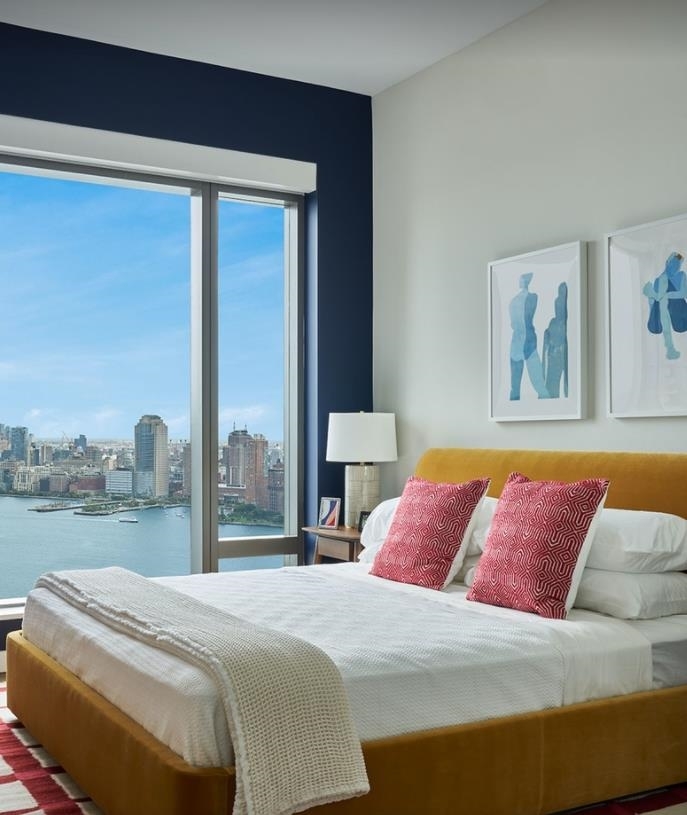 Property Photo: 99 Hudson St 4810 NJ 07302