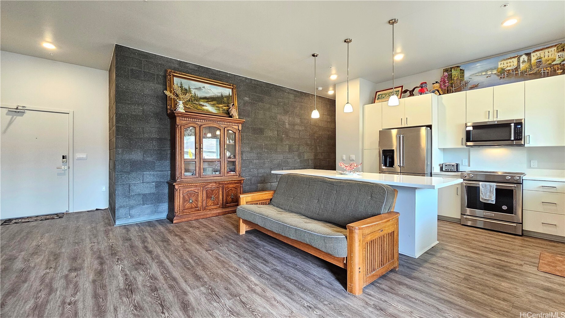 Property Photo: 91-3641 Iwikuamoo Street 2111 HI 96706
