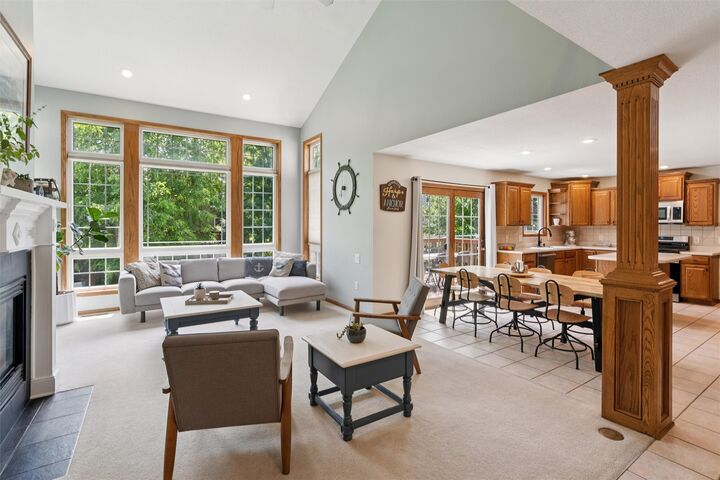 Property Photo:  505 NE 21st Street  IA 50021 
