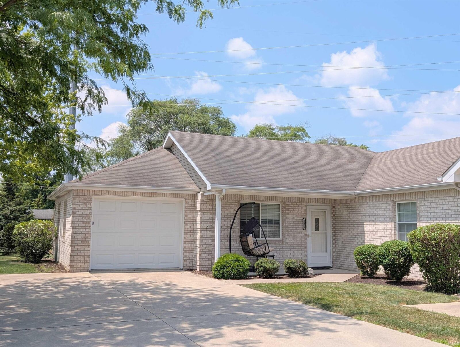 Property Photo: 225 W Spring Street B IN 46714