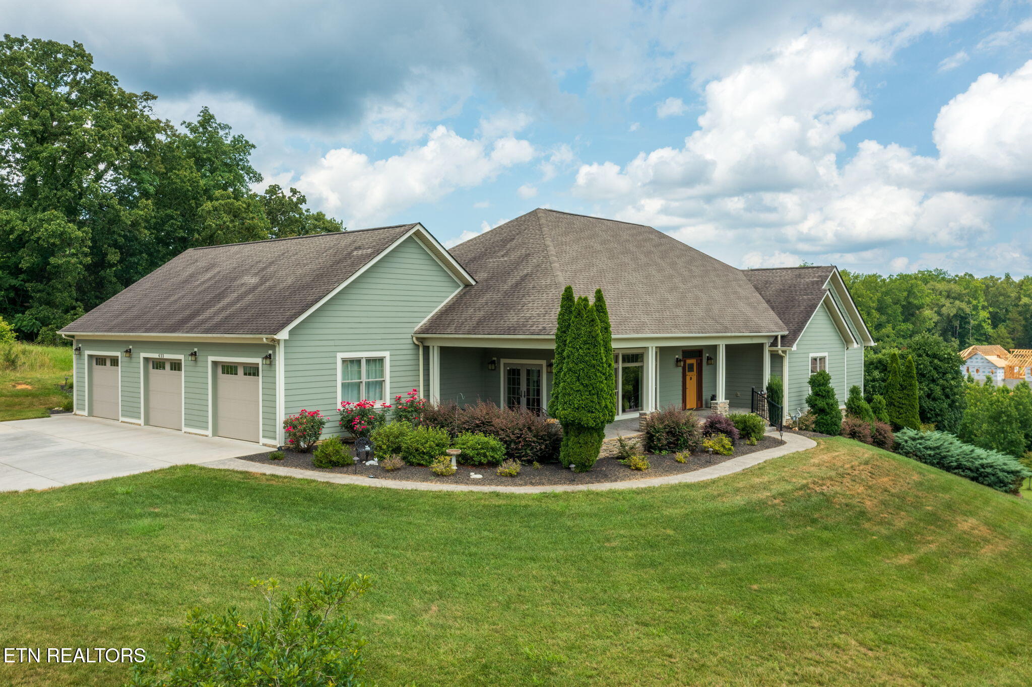 Property Photo: 433 Water View Drive TN 37854