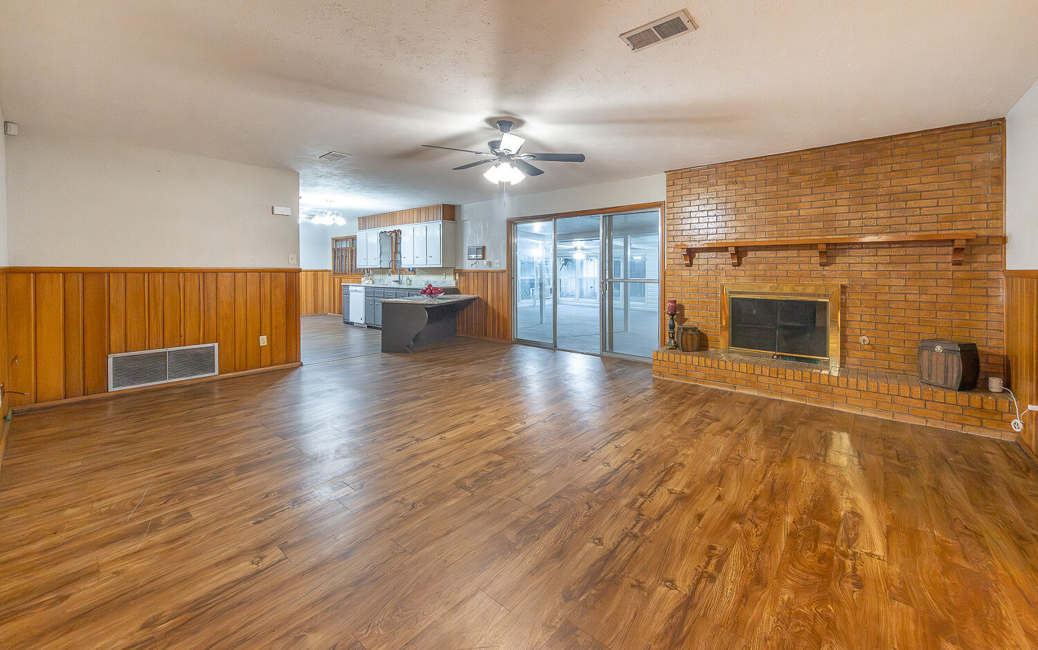 Property Photo: 2310 61st Street TX 79412