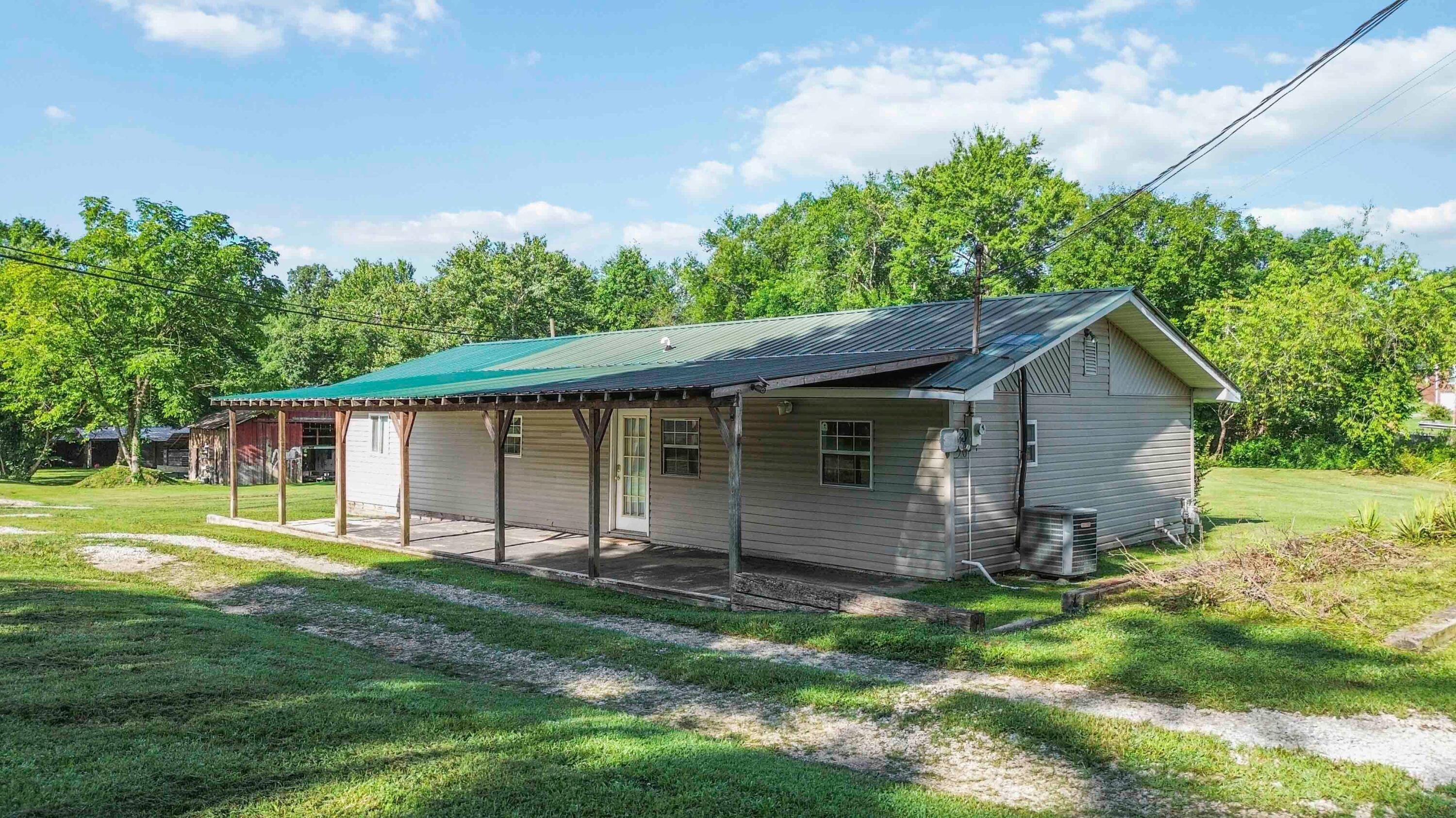 Property Photo: 4265 Cumberland Falls Highway KY 40701