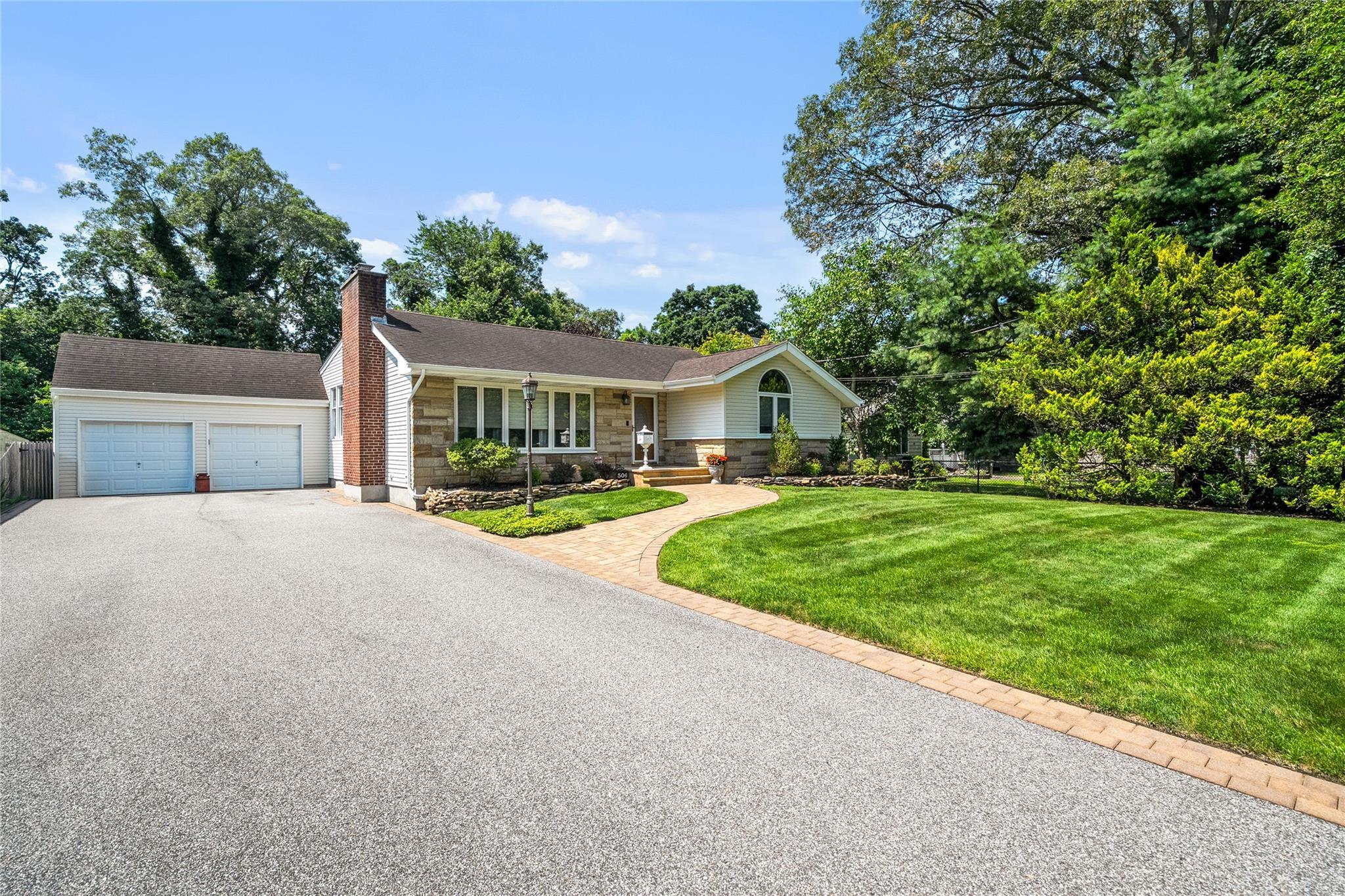 506 Kime Avenue  West Islip NY 11795 photo