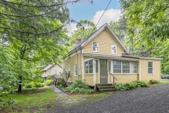 Property Photo: 571-575 County Route 2 NY 12404