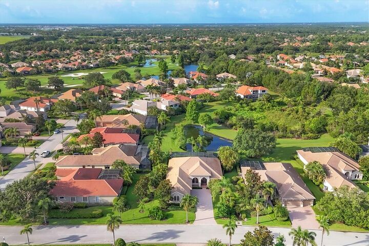 Property Photo: 13818 Milan Terrace FL 34202