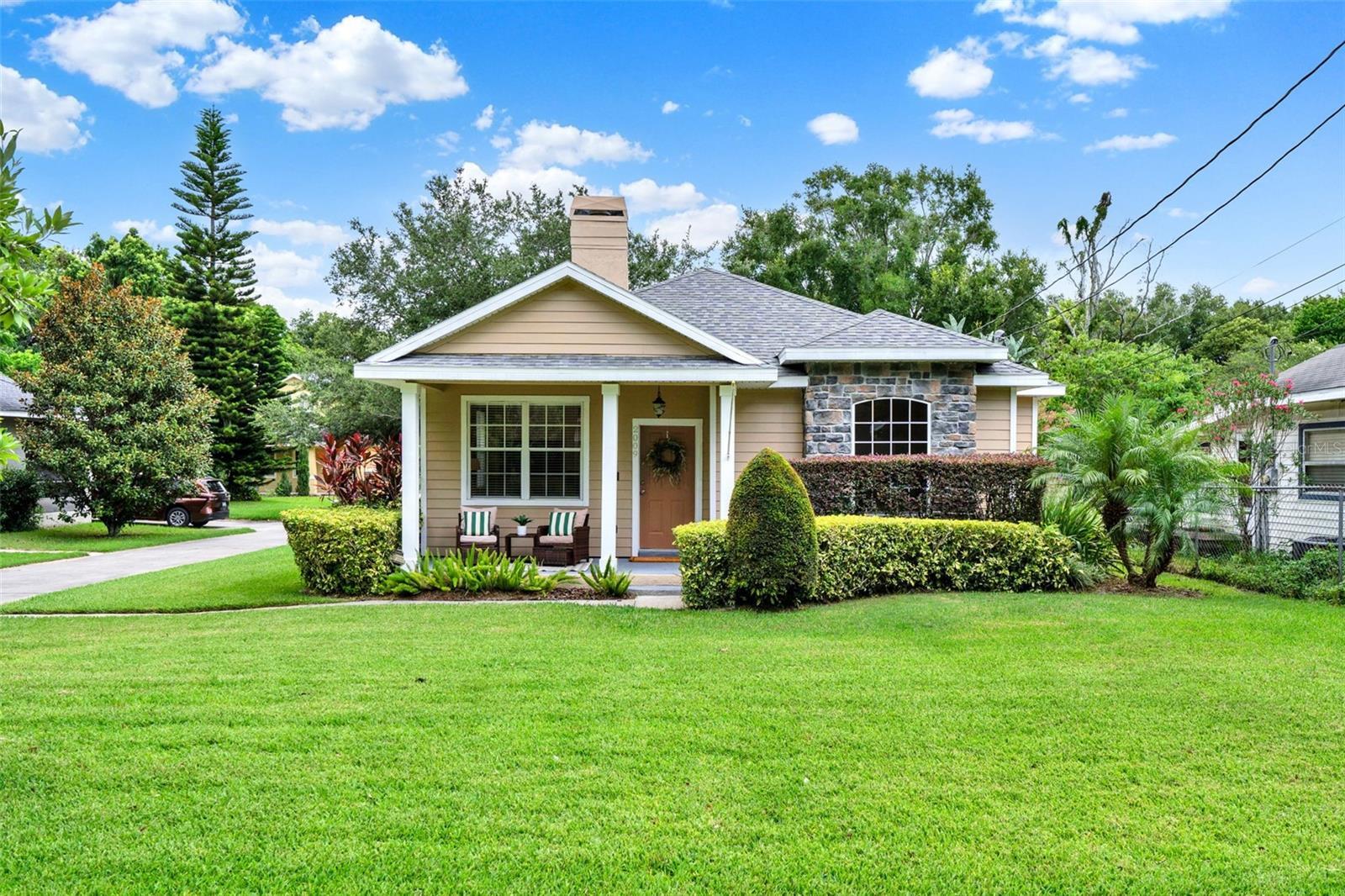 Property Photo: 2009 E Grant Street FL 32806