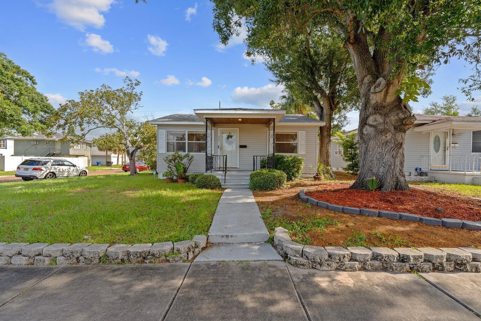 Property Photo: 4063 2nd Avenue S FL 33711