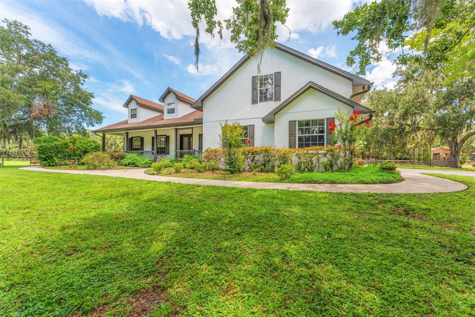 Property Photo:  2702 Rogers Ranch Road  FL 33547 