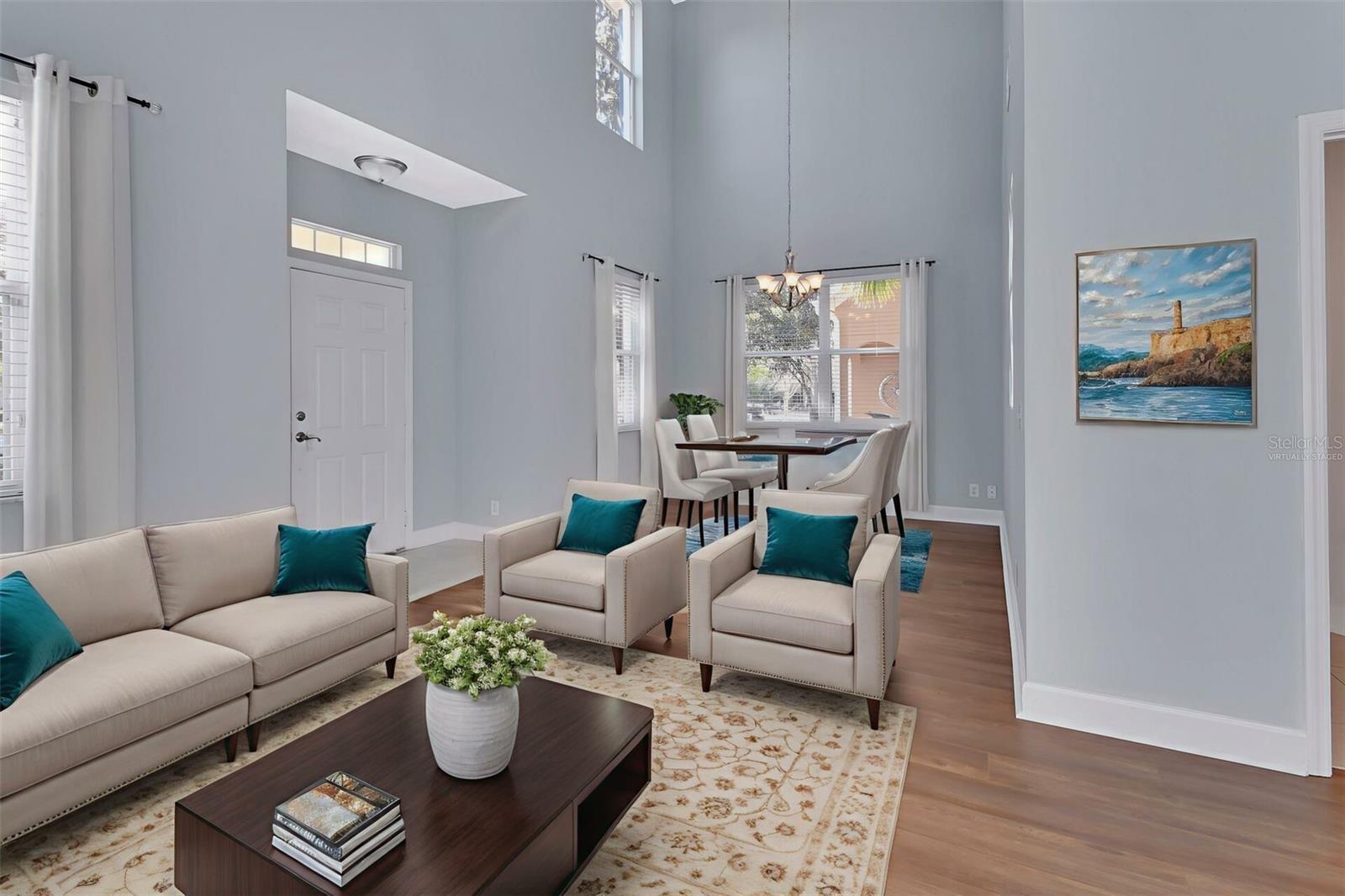 Property Photo: 214 Woodhouse Lane FL 32724
