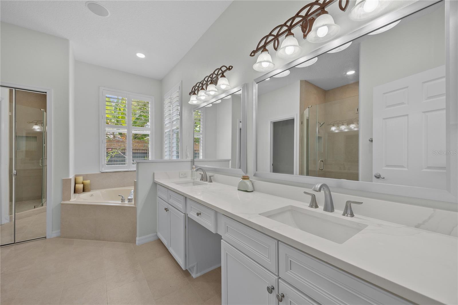 Property Photo: 11222 Rapallo Lane FL 34786