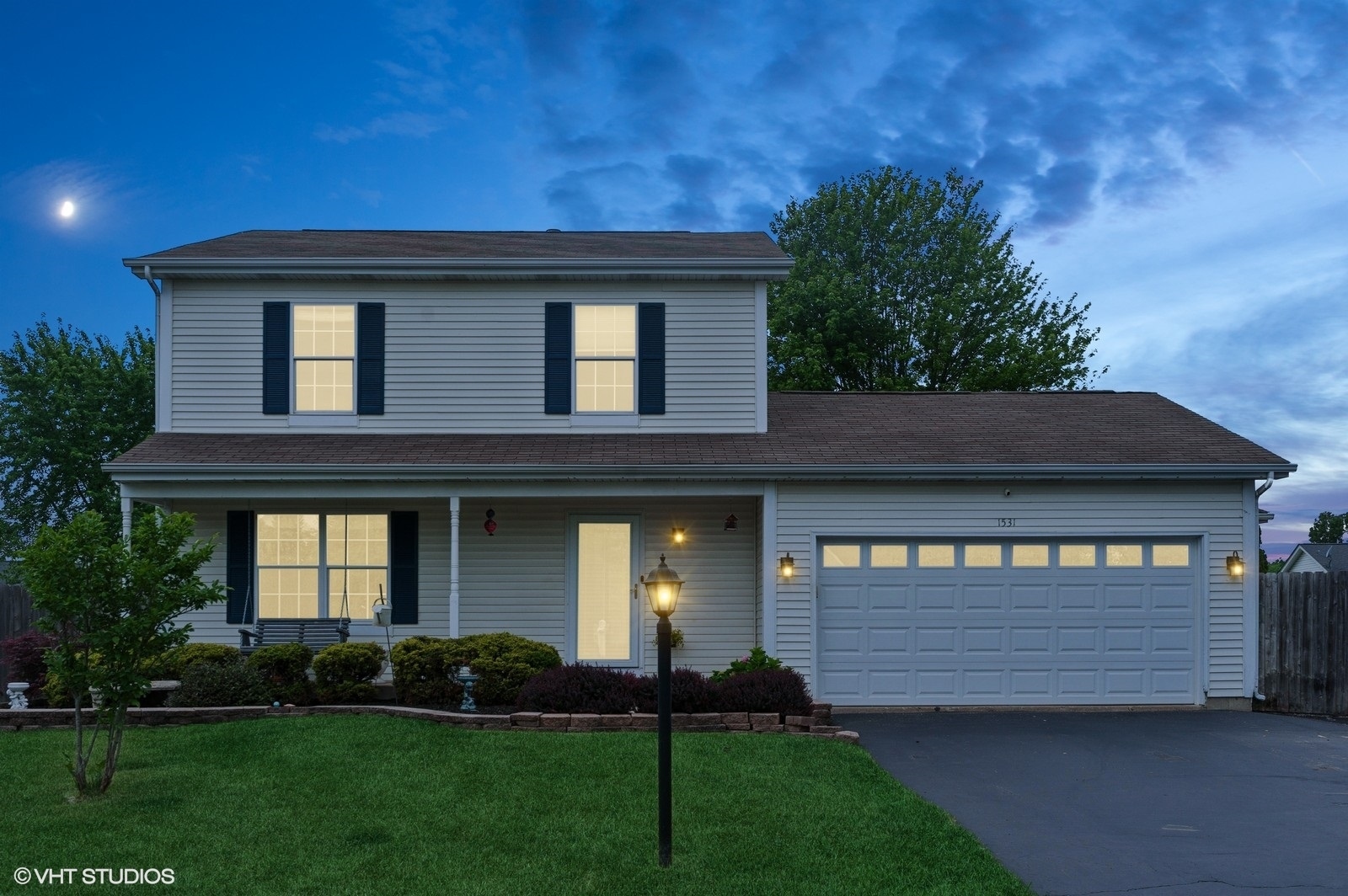 Property Photo: 1531 Southport Court IL 60099