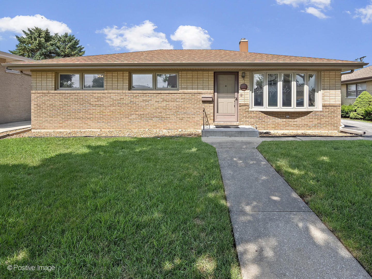 Property Photo:  4614 Prairie Avenue  IL 60513 