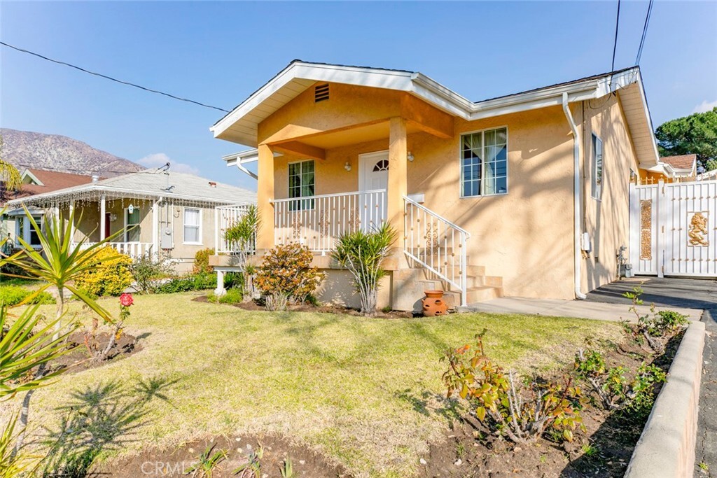 Property Photo: 11020 Scoville Avenue CA 91040