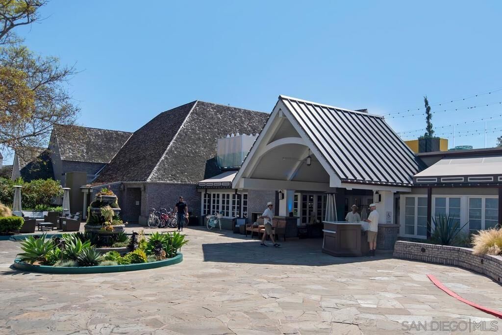 Property Photo: 1562 Camino Del Mar 648 CA 92014