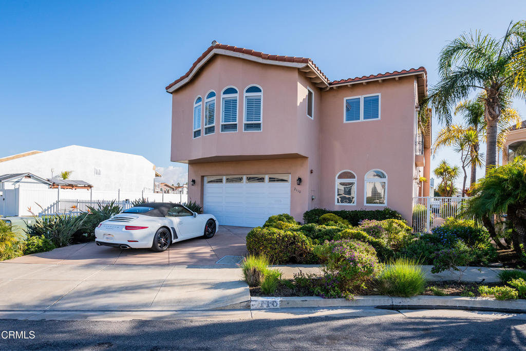 Property Photo:  2110 Ravoli Drive  CA 93035 