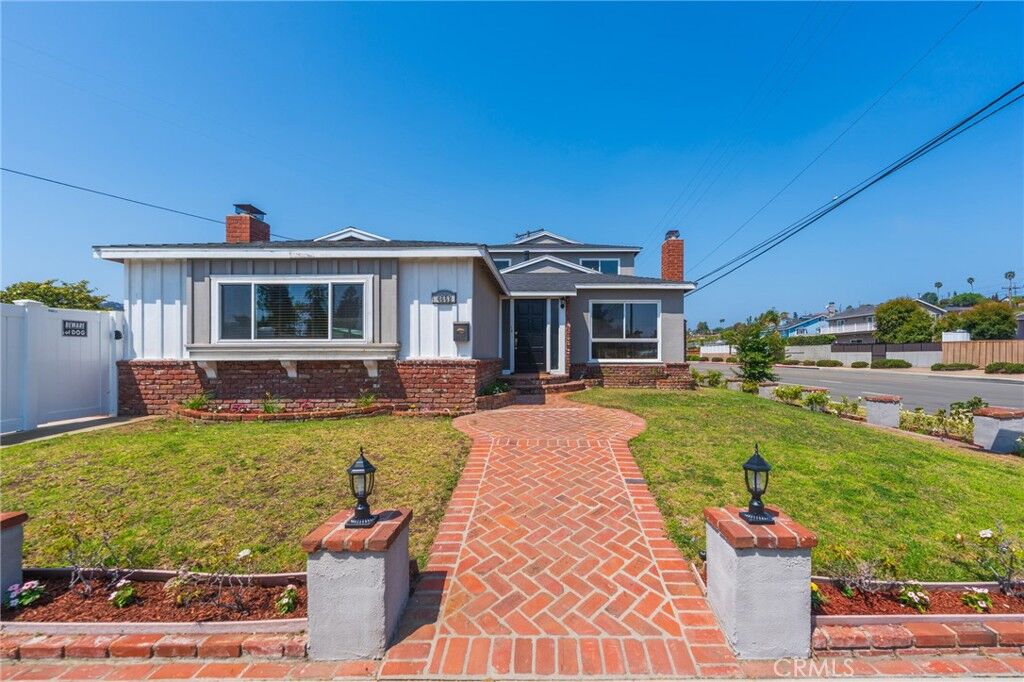 Property Photo:  4652 Juan Avenue  CA 90505