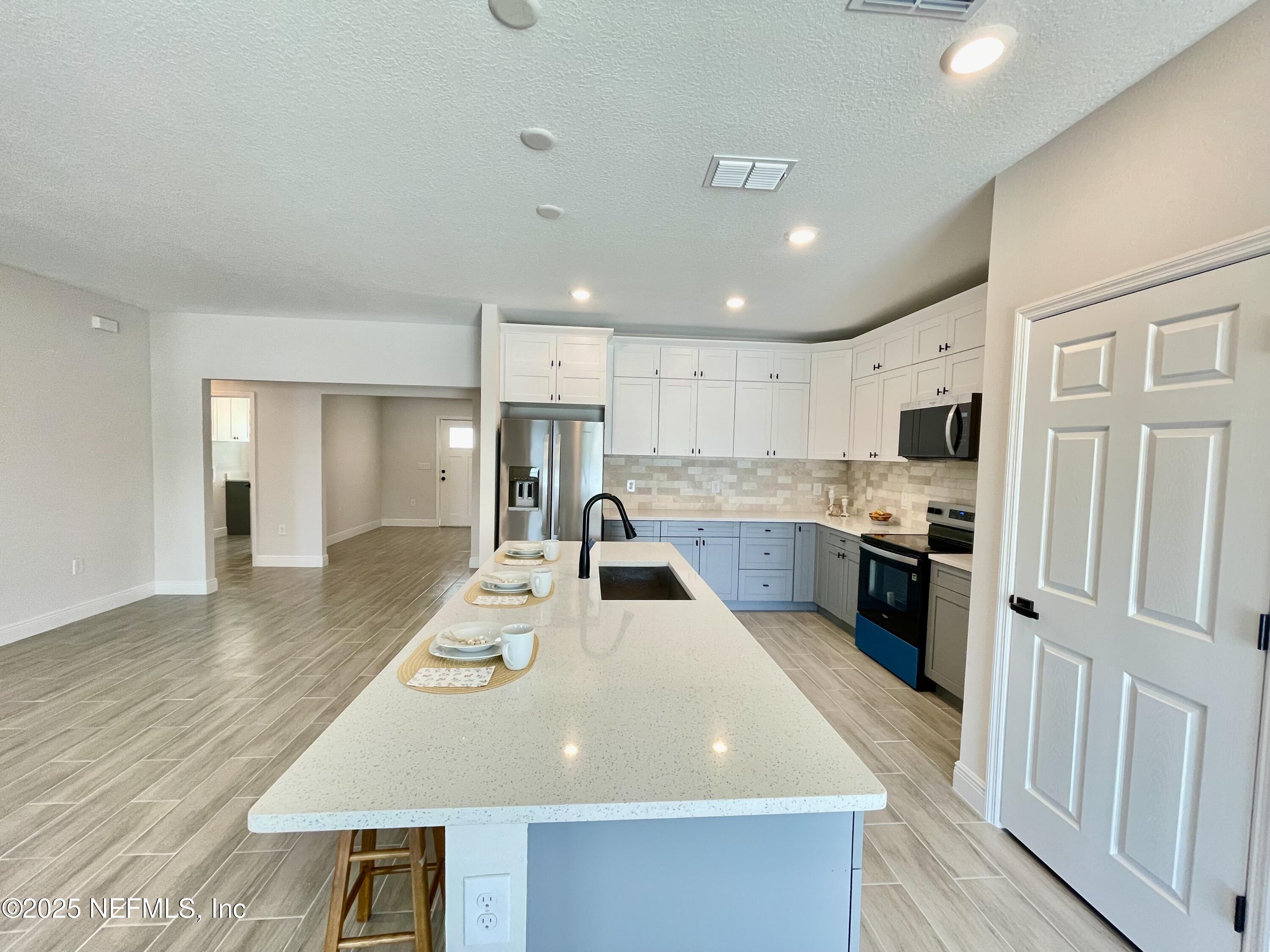 Property Photo: 16521 SW 31st Terrace FL 34473