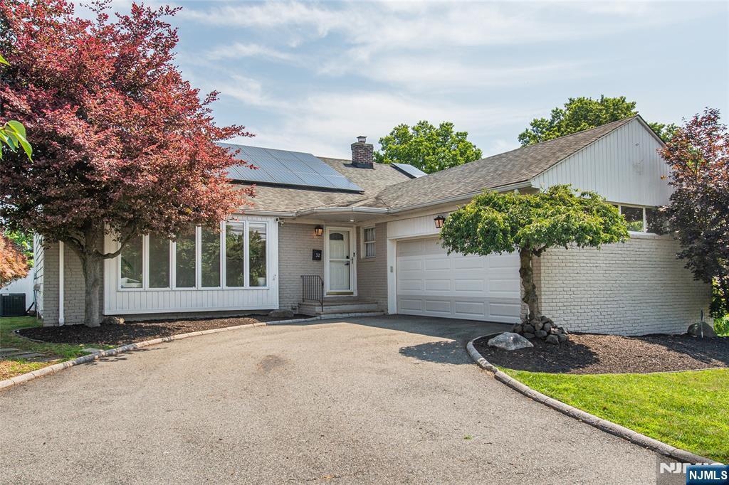 Property Photo: 32 Brantwood Place NJ 07013