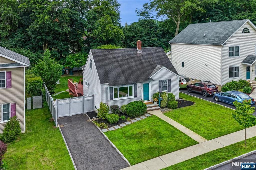 Property Photo: 41 Lynwood Road NJ 07044