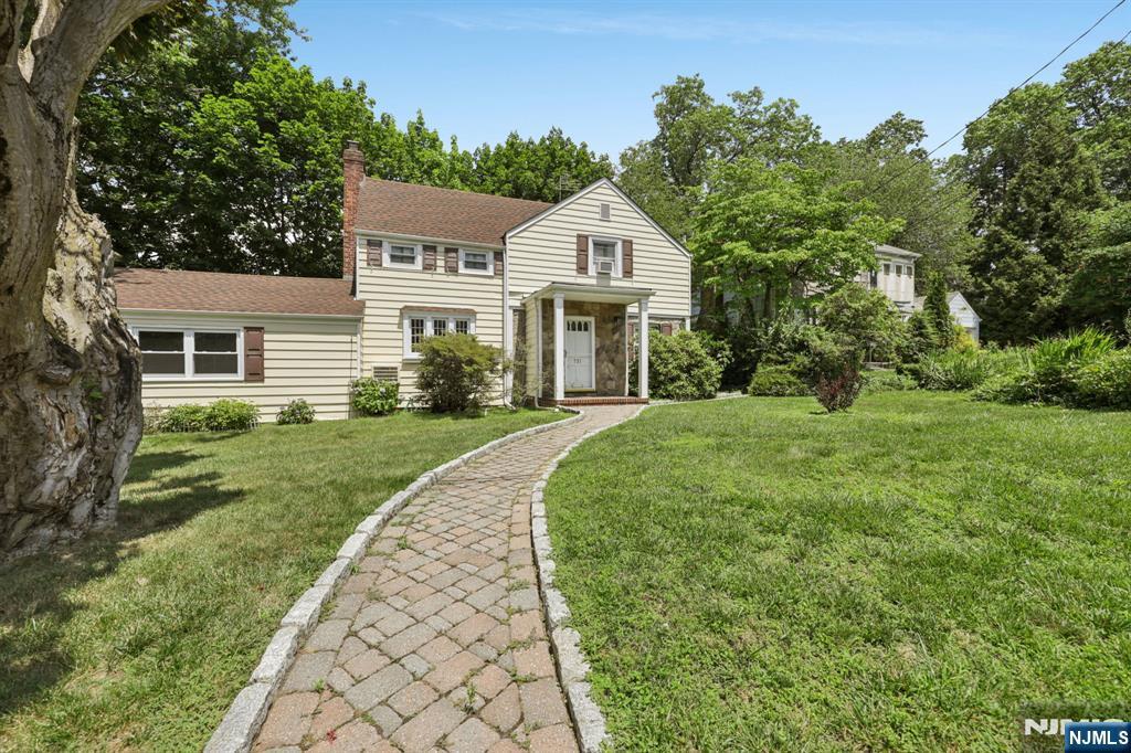 731 Wendel Place  Teaneck NJ 07666 photo