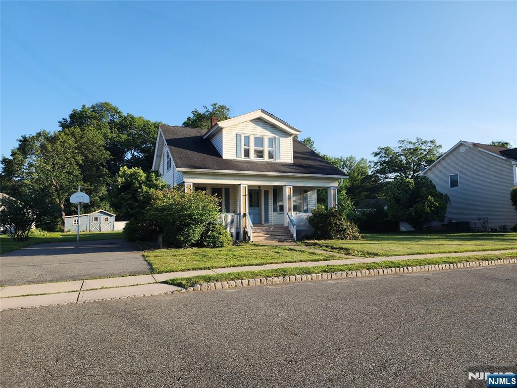 Property Photo:  7 Federal Place  NJ 07457 