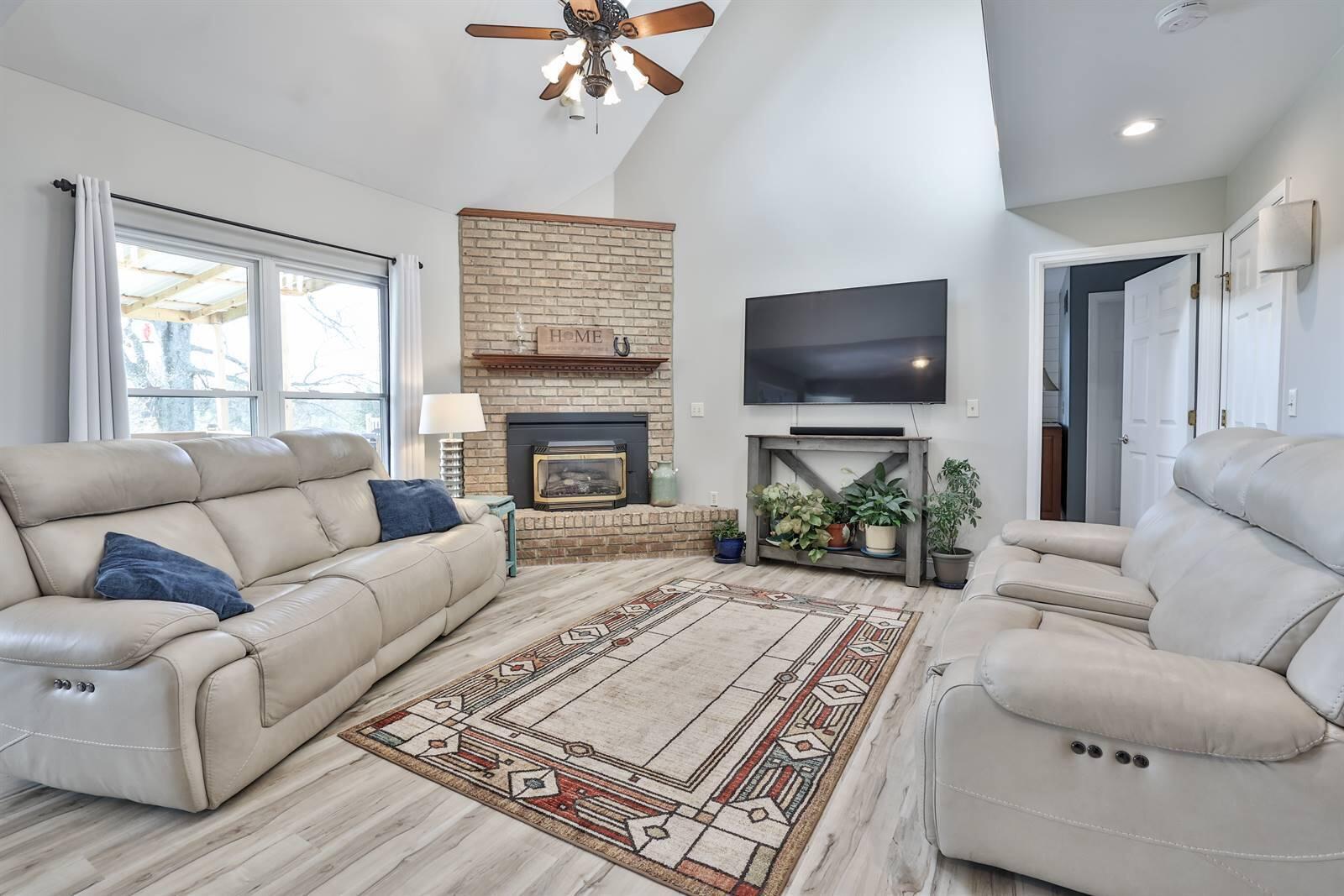 Property Photo: 8949 E Main Street KY 41001