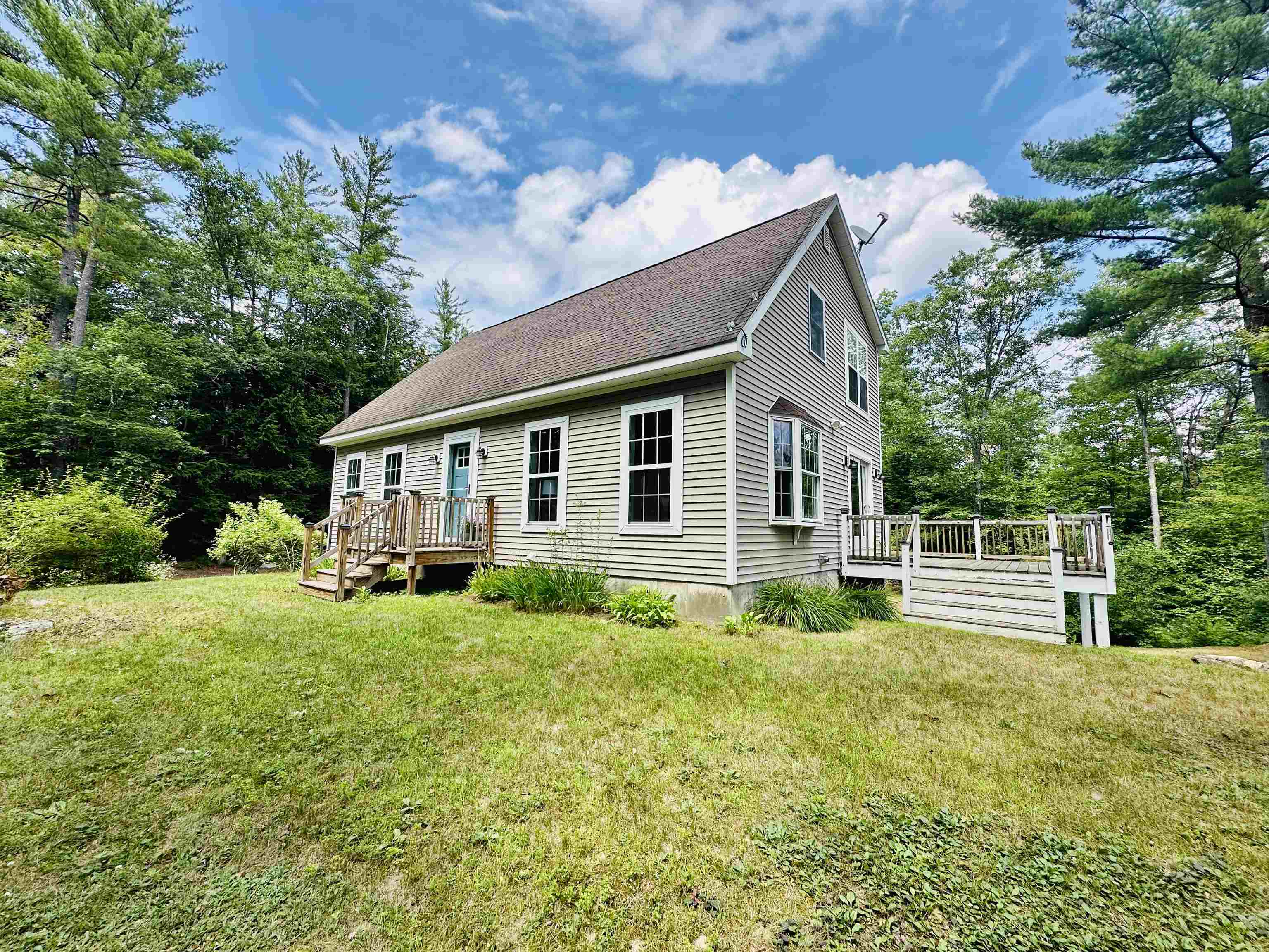 Property Photo:  136 Stone Bridge Road  NH 03287 
