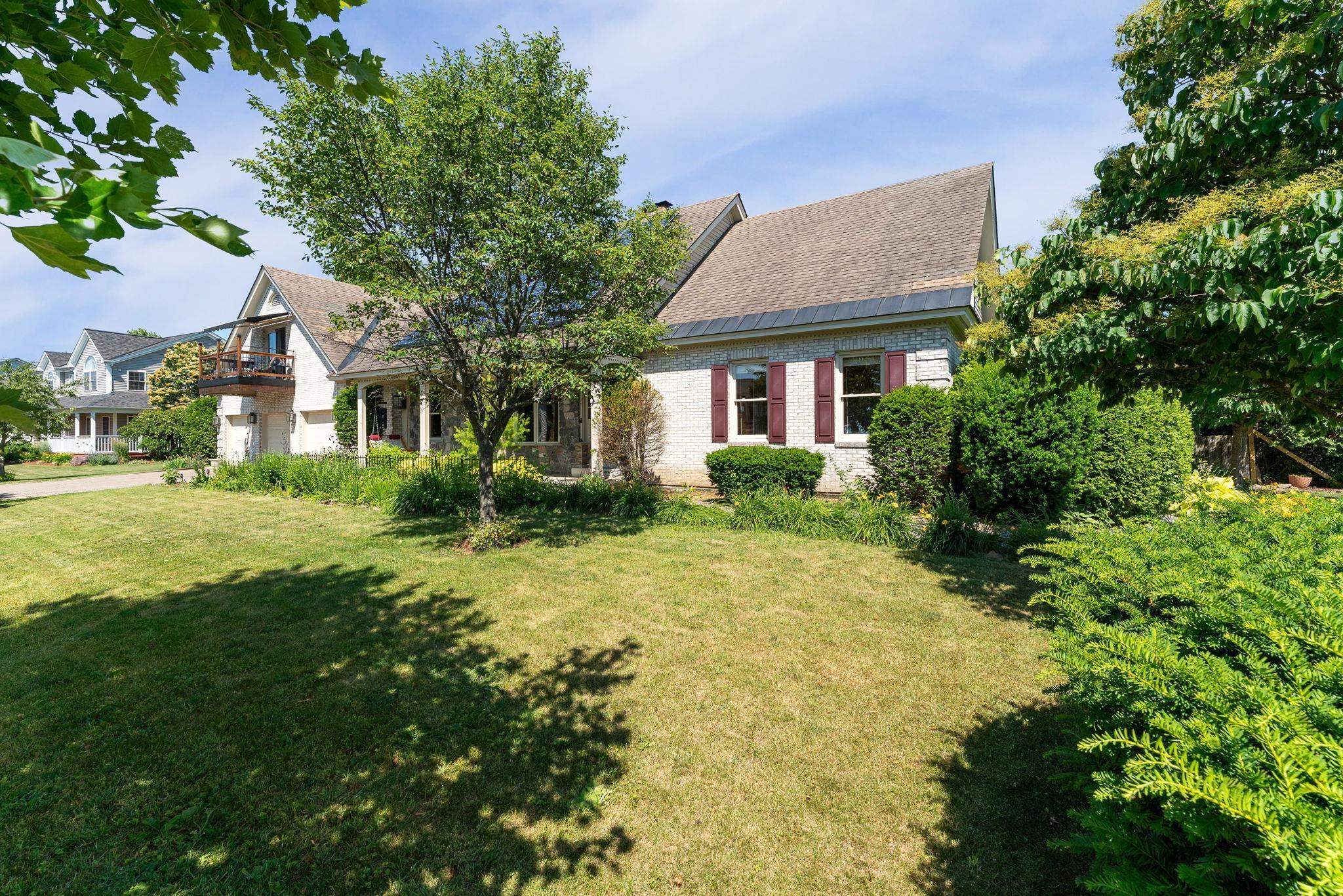 Property Photo: 8 Pinnacle Drive VT 05403